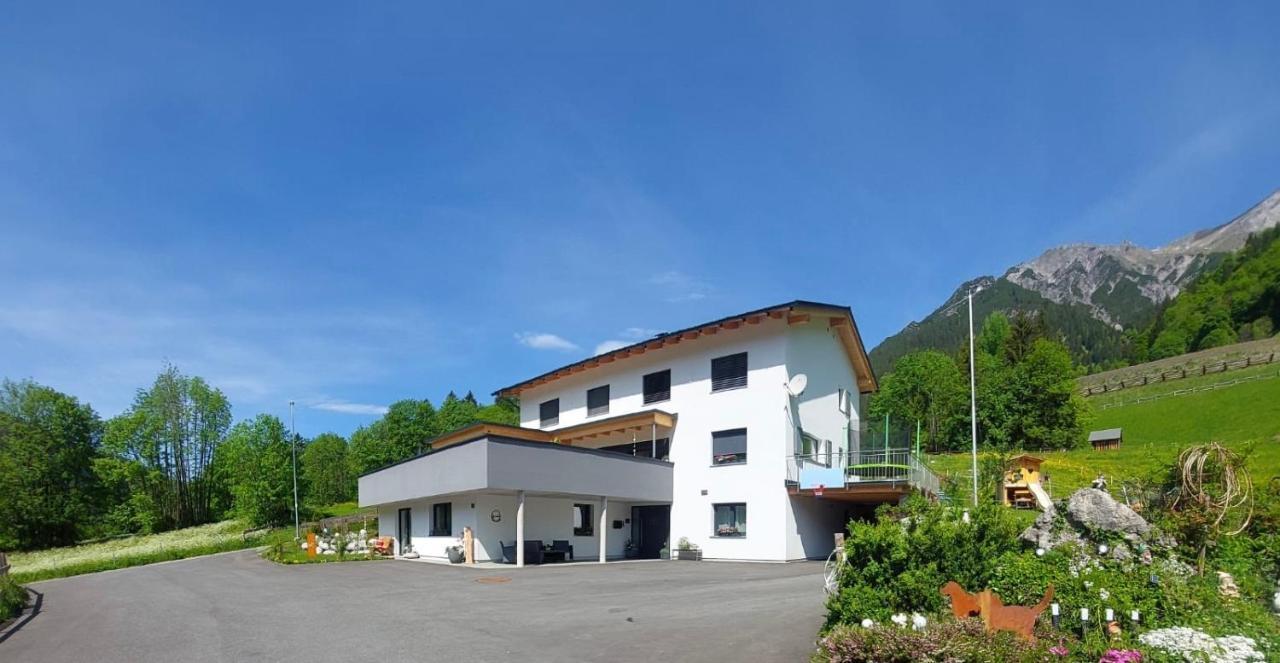 Haus Bazigg Διαμέρισμα Kloesterle am Arlberg Εξωτερικό φωτογραφία